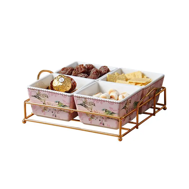 Elegant snack box with tray