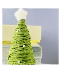 Alternative view of nube | Handmade Twines Christmas tree in green