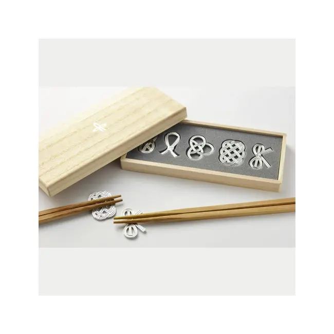 Japanese Mizuhiki knot tin chopstick rest set - Image 2