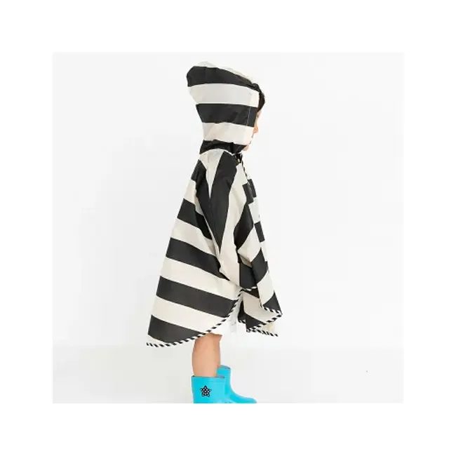 Fabhug | Kids rain poncho - Image 6